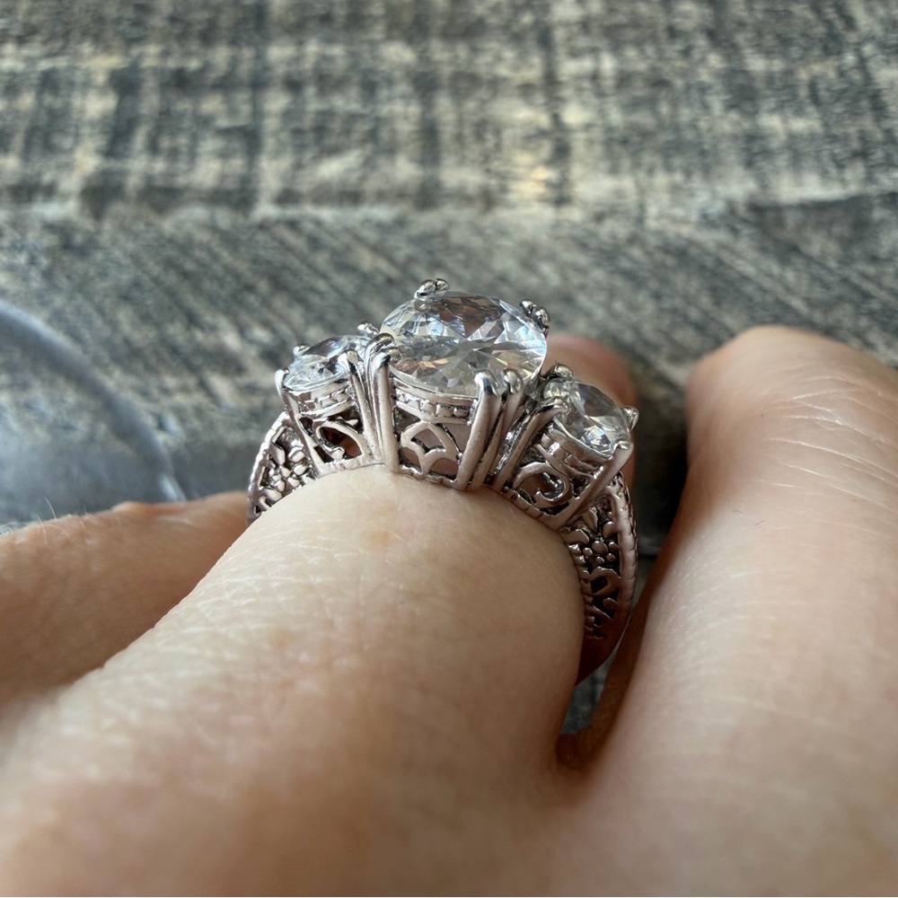 Sterling Silver Vintage Inspired Art Deco Ring - Picture 5 of 13
